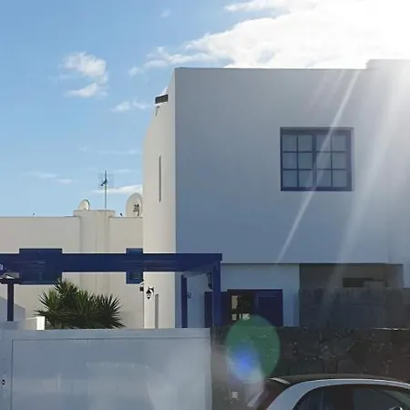 Casa Azul Playa Blanca